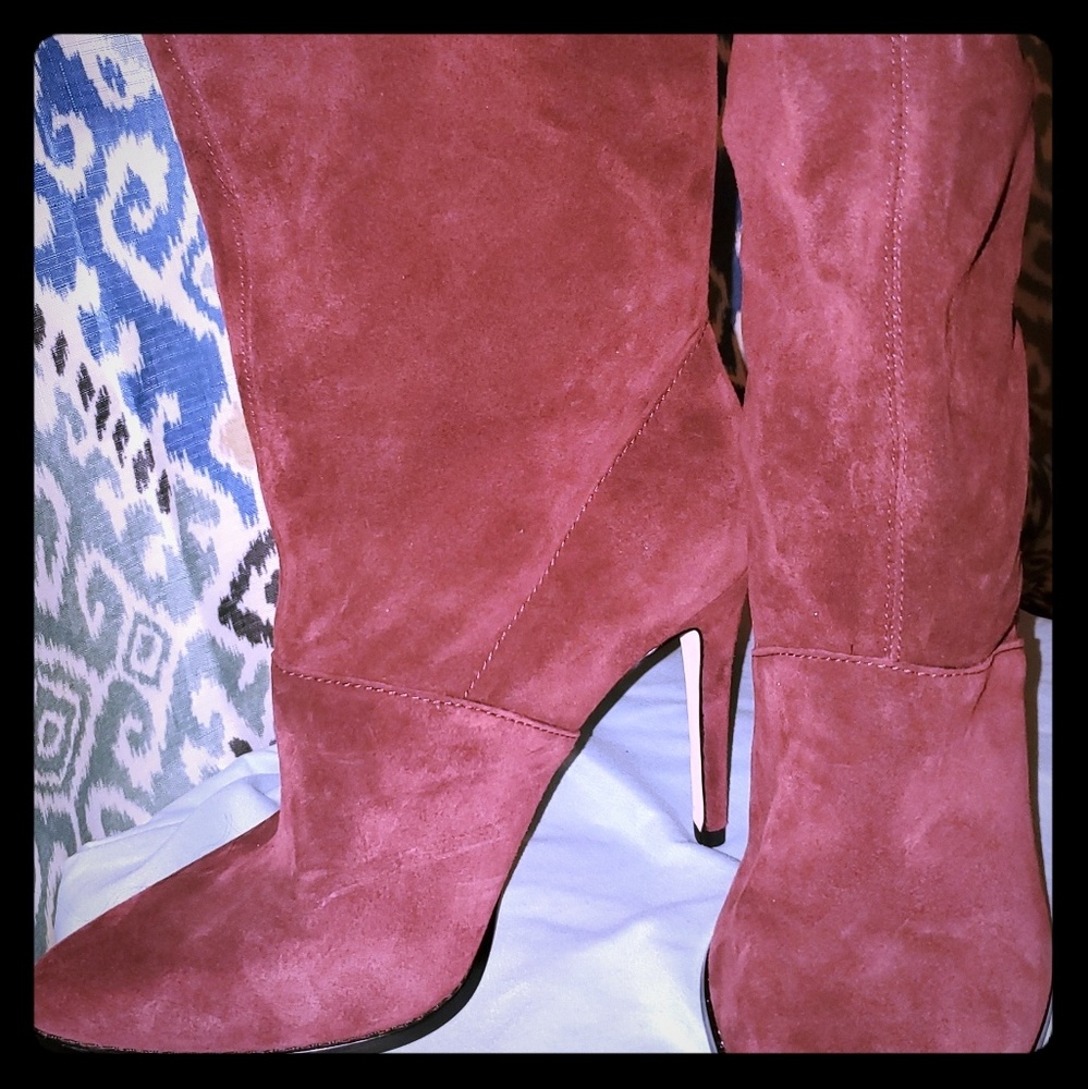 BCBG Mid calf slouch boots